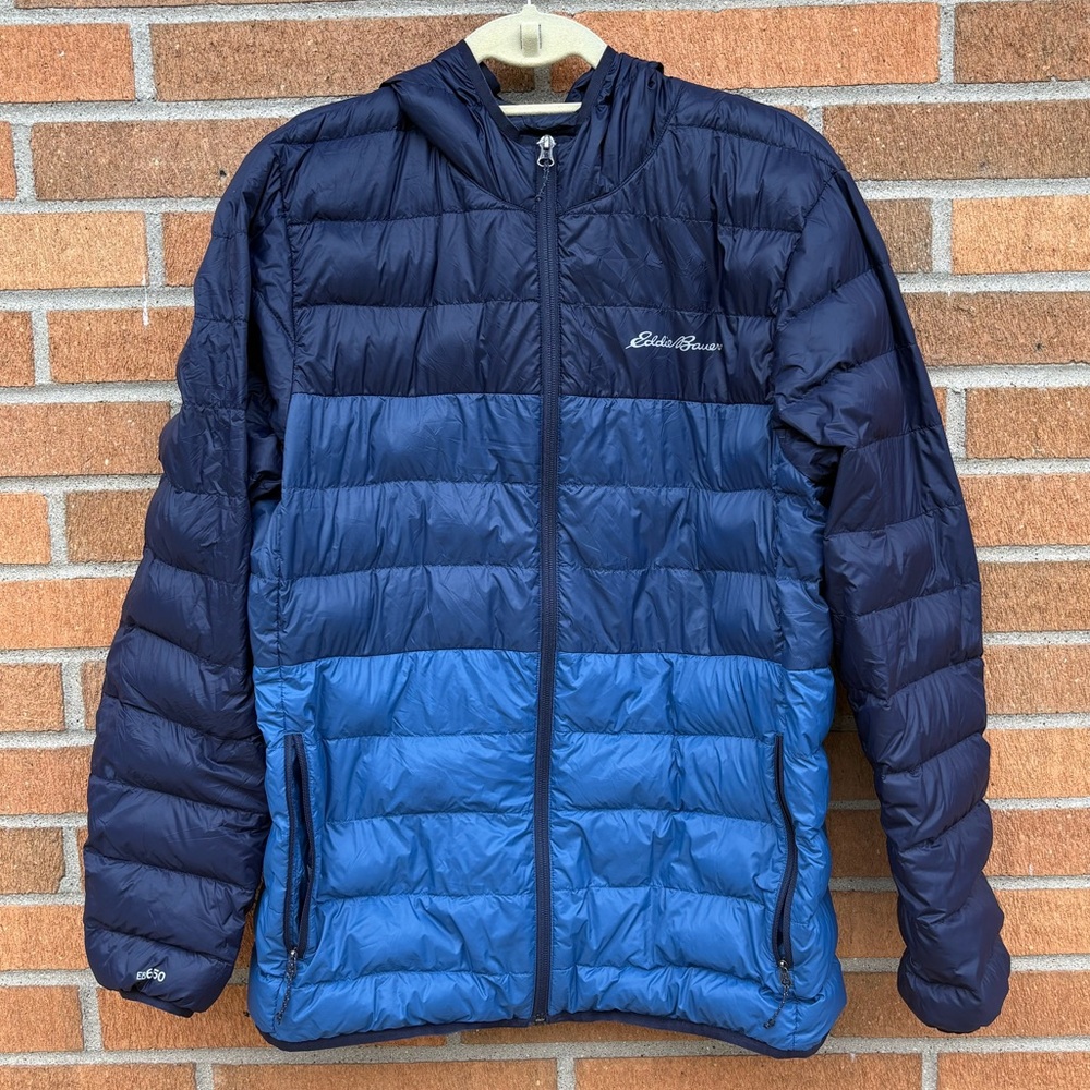 Eddie Bauer Cirruslite Navy and Sky Blue Quilted Jacket